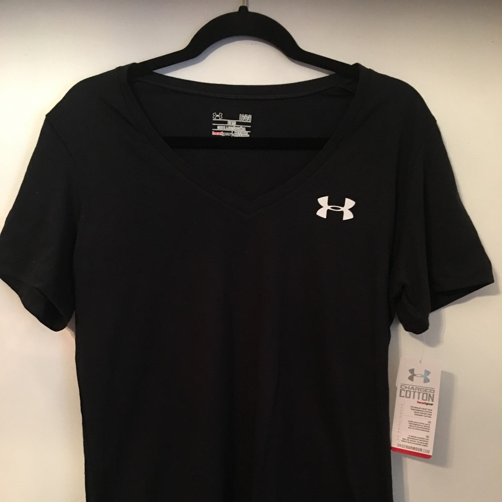 Activewear Sale. Underarmour FIT T-shirt