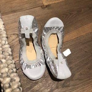 Authentic never worn Yosi samra silver shoes