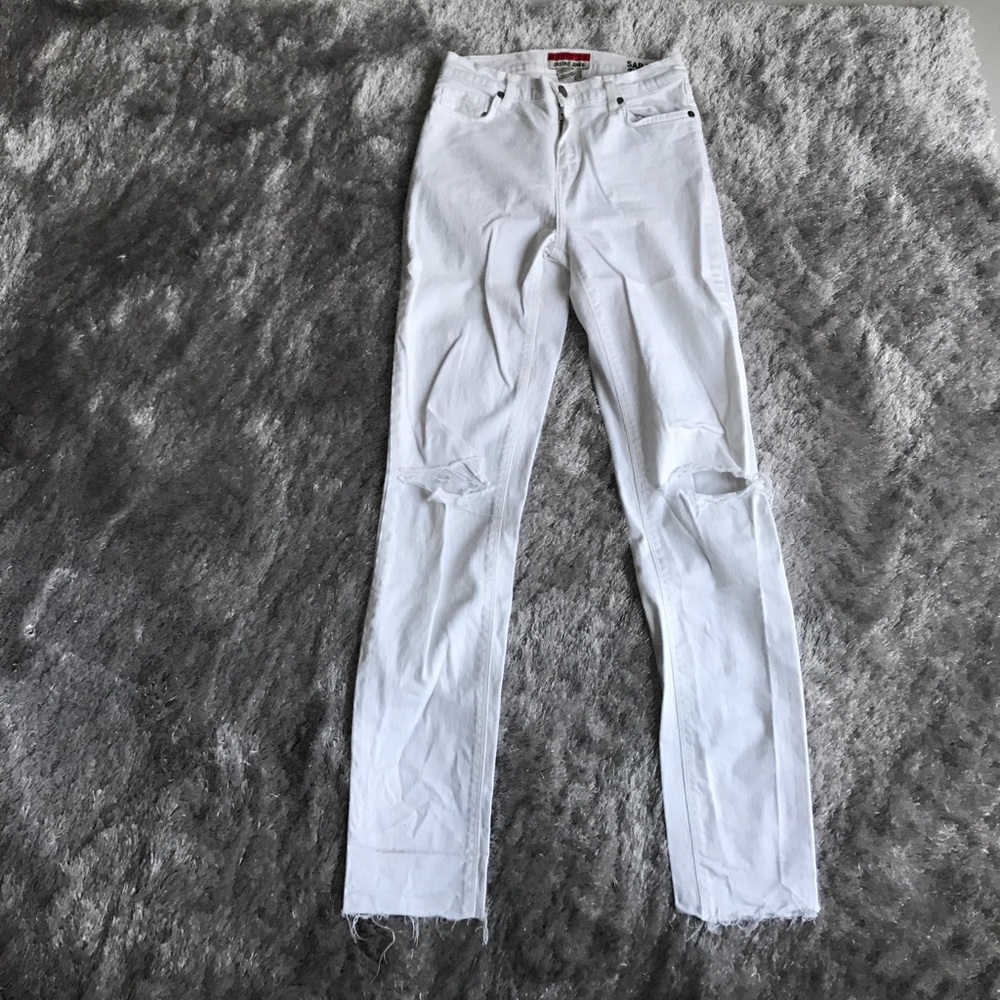 White denim jeans