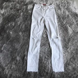 White denim jeans