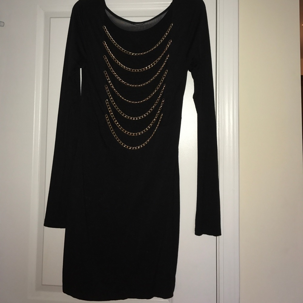 Black dress with Gold Chains - Picture 3 of 6