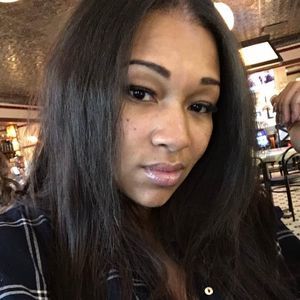 Meet your Posher, Lyndsey