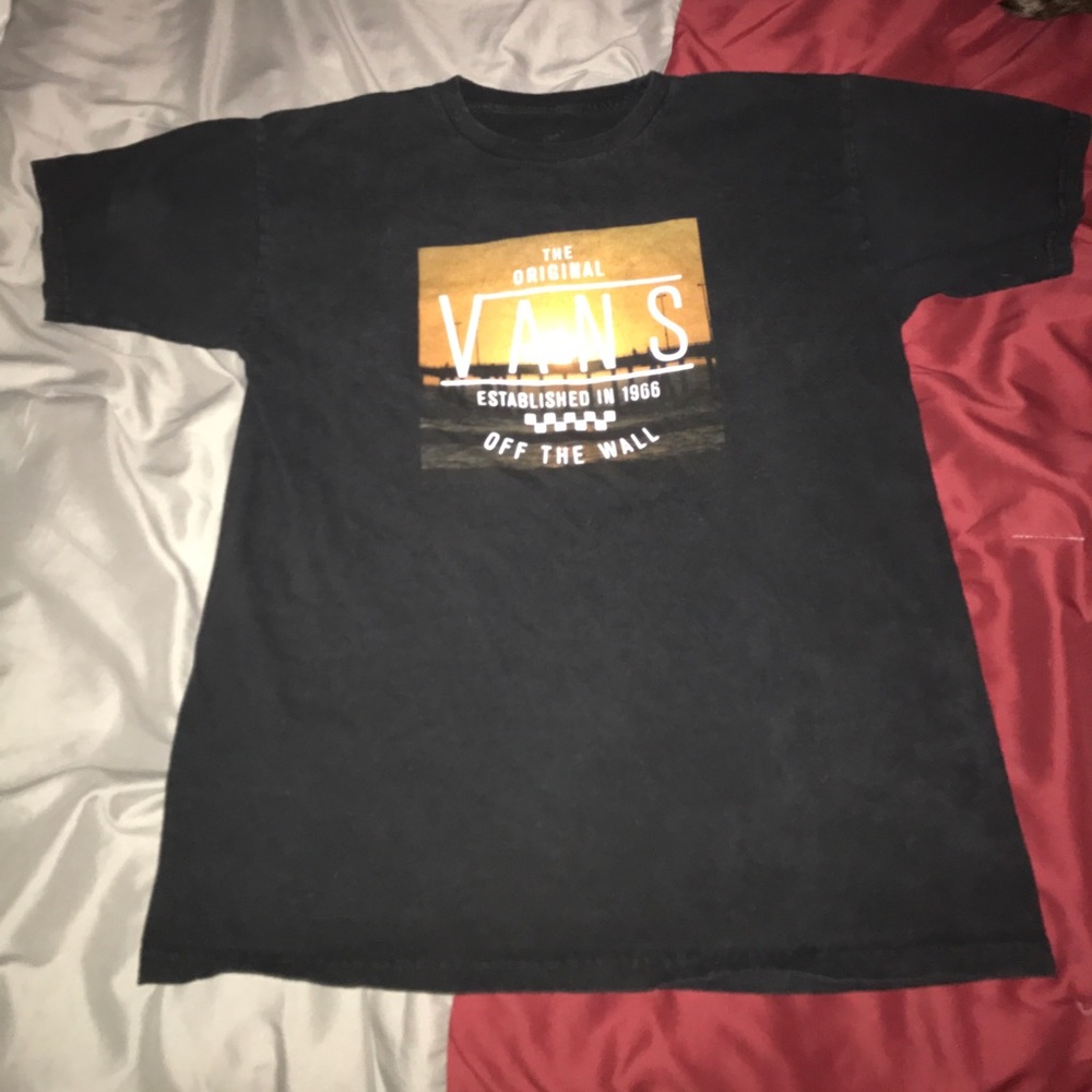 Men's size medium Vans tee