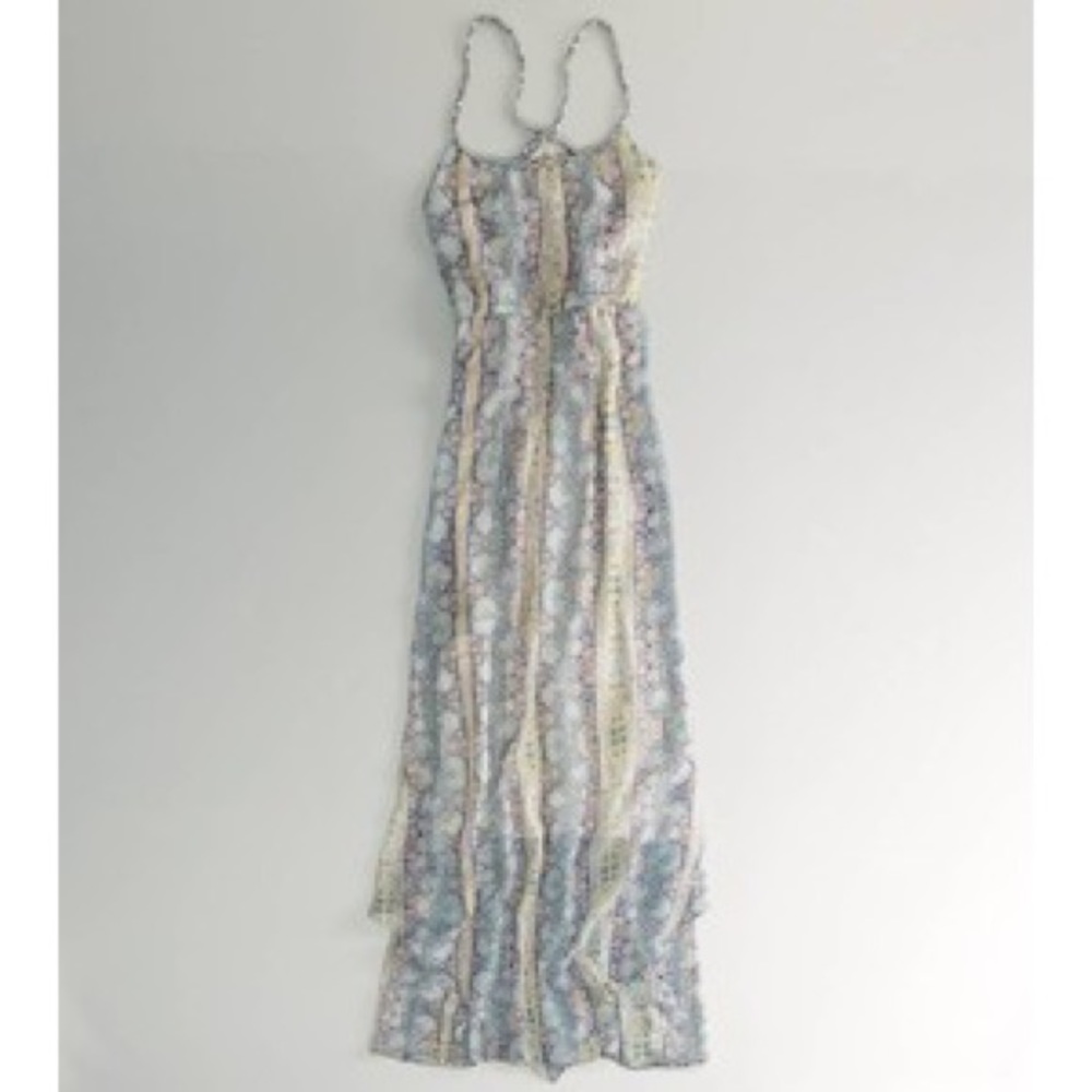 beautiful pastel floral maxi dress w/ tiered skirt