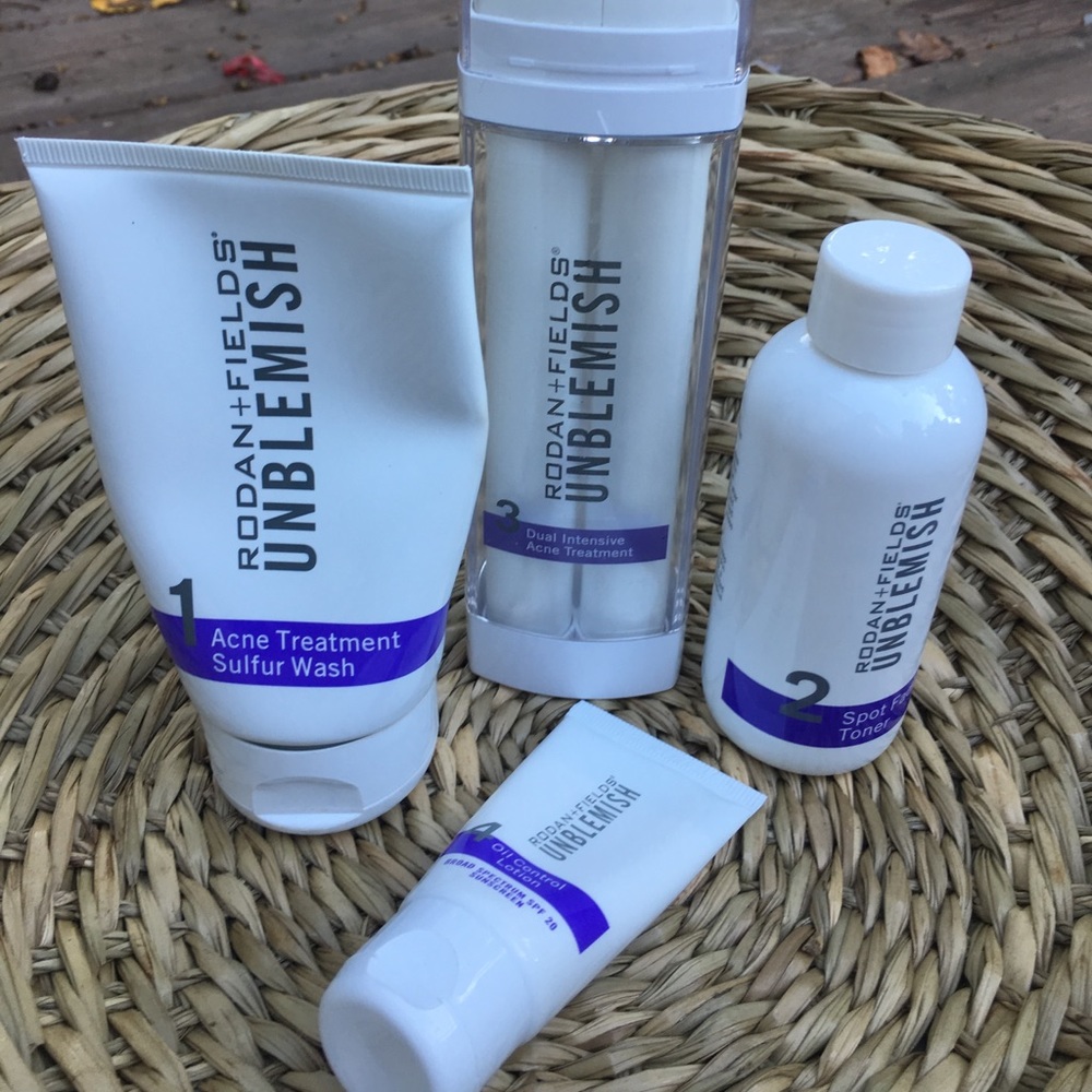 {Rodan + Fields} UNBLEMISH Skincare