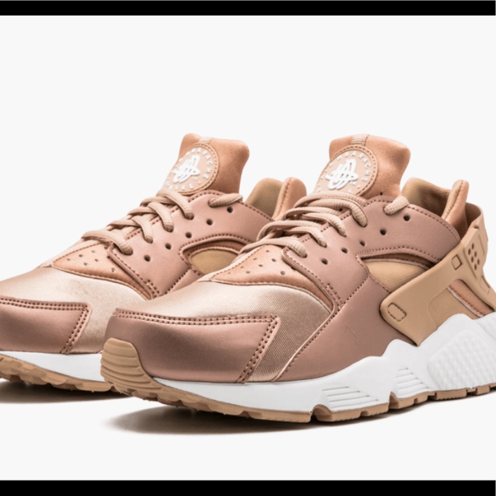 Nike Air Huarache Run *RARE COLOR* Rose Gold