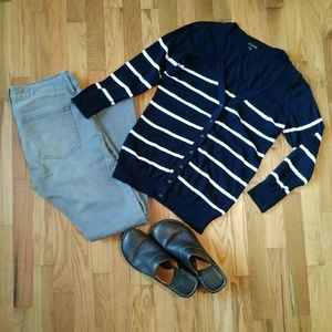 Fab & Classy Cardigan Sweater V-neck