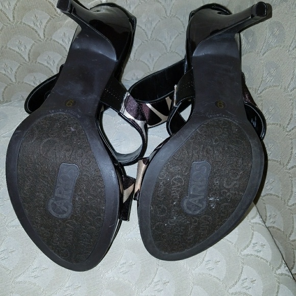 Giraffe print zip up ankle heels - Picture 4 of 4