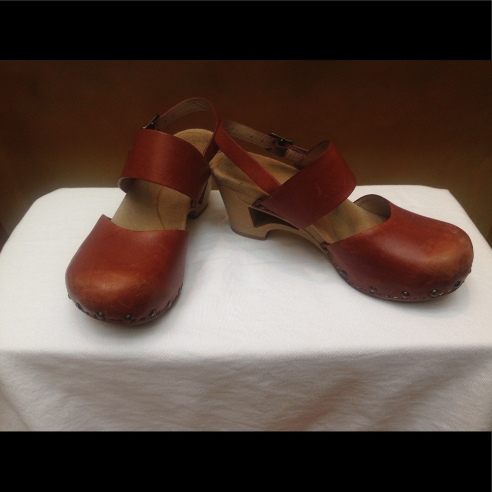 Brown Dansko Thea Ankle Strap Sandal