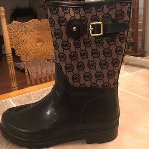 Michael Kors rain boots