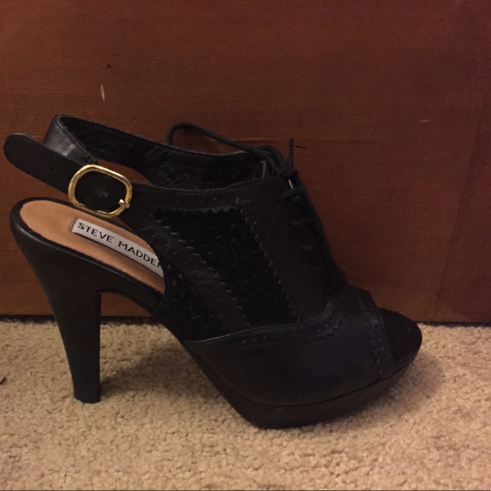 Steve Madden Penelopi peekaboo toe heels