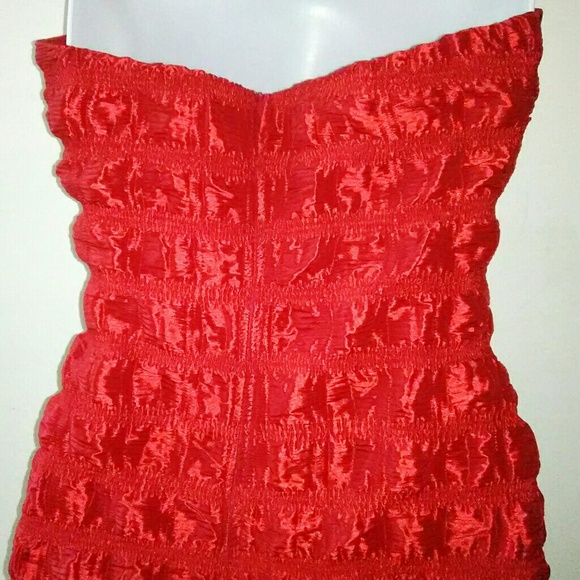 Romeo and Juliet Red Strapless Dress - Picture 5 of 6