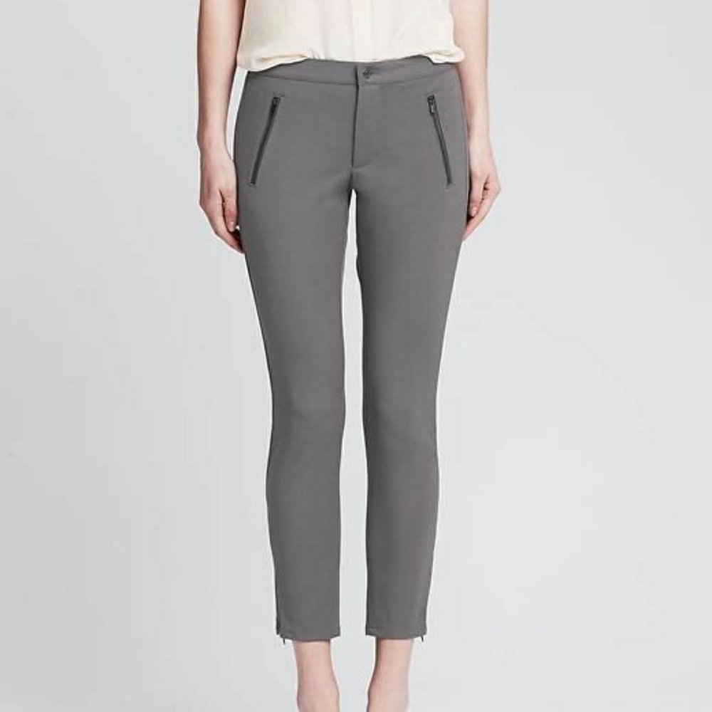 Sloan-Fit Cropped Zip Legging