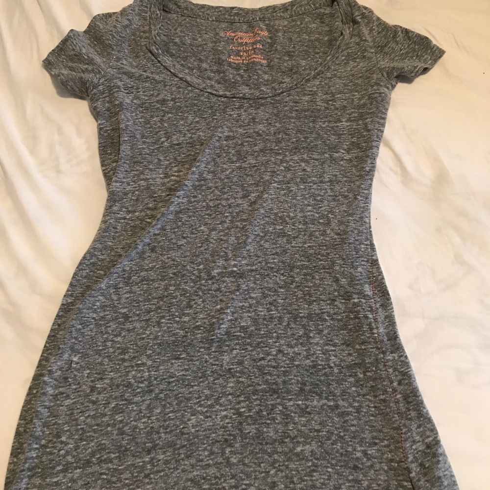 Gently worn heather grey fitted tee