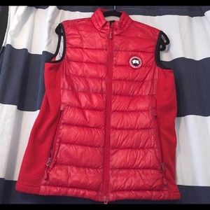 Canada goose down vest, red, size medium