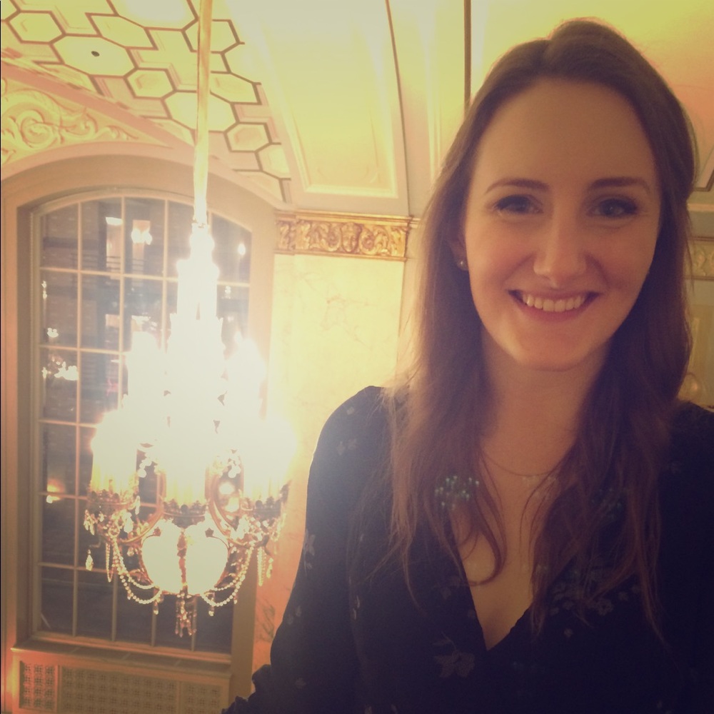 Meet your Posher, Elena!