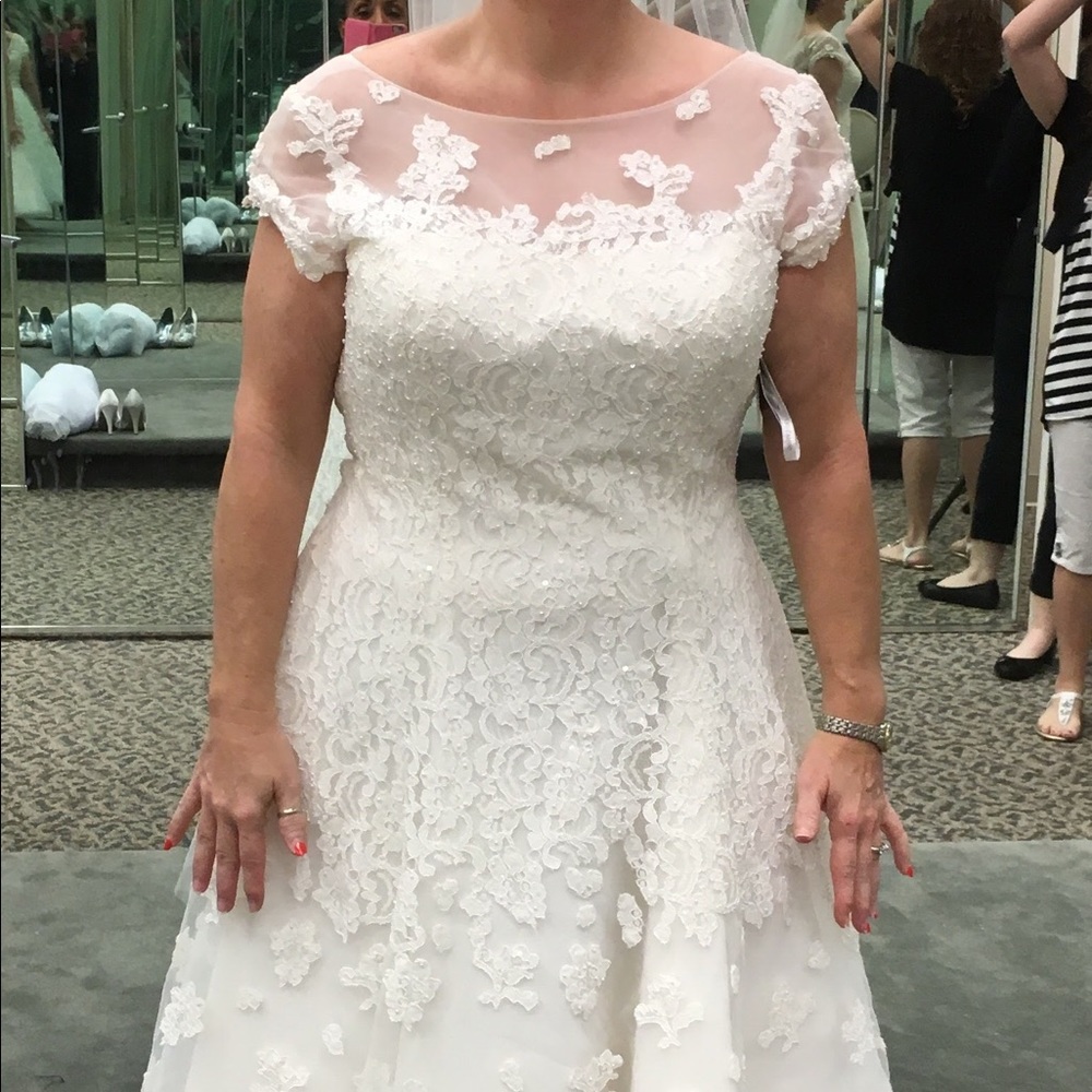 Audrey Hepburnesque wedding T length dress - Picture 1 of 7