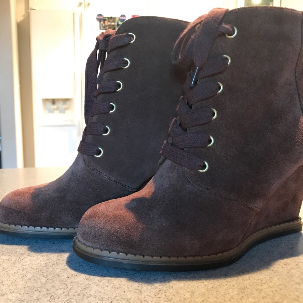 Brand New Kate Spade Suede Saundra Wedge Booties