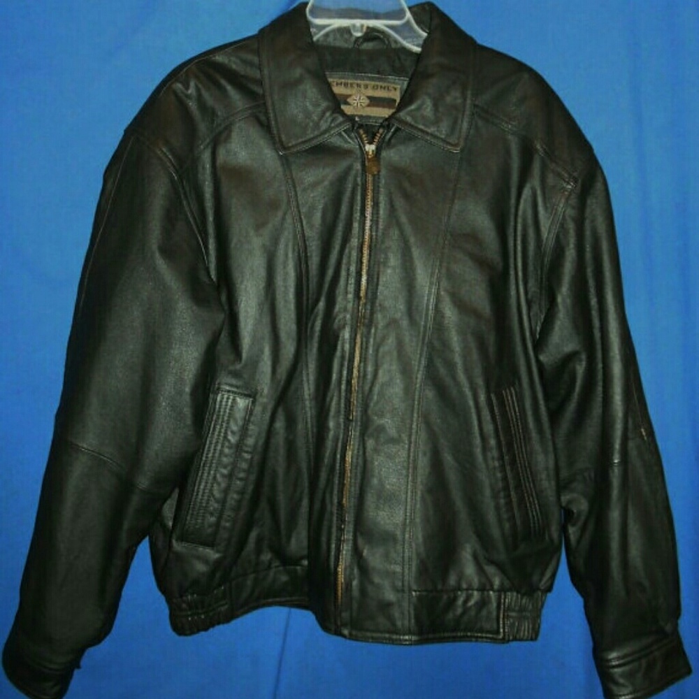 ! Members Only Black Leather Jacket Medium