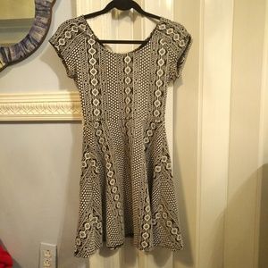 Black and White Midi Dress | Hot Gal