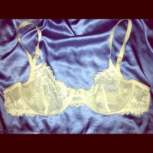 White underwire mesh bra