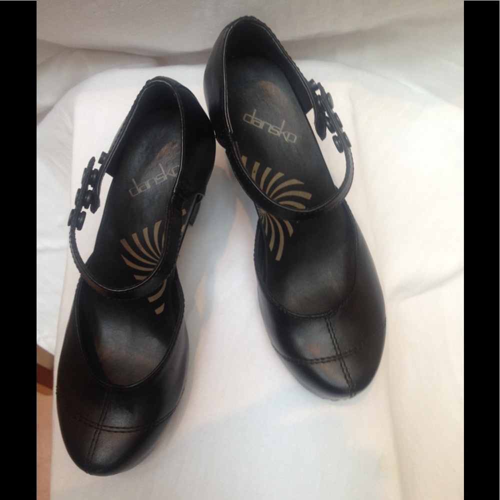 Dansko Black MaryJane Heels
