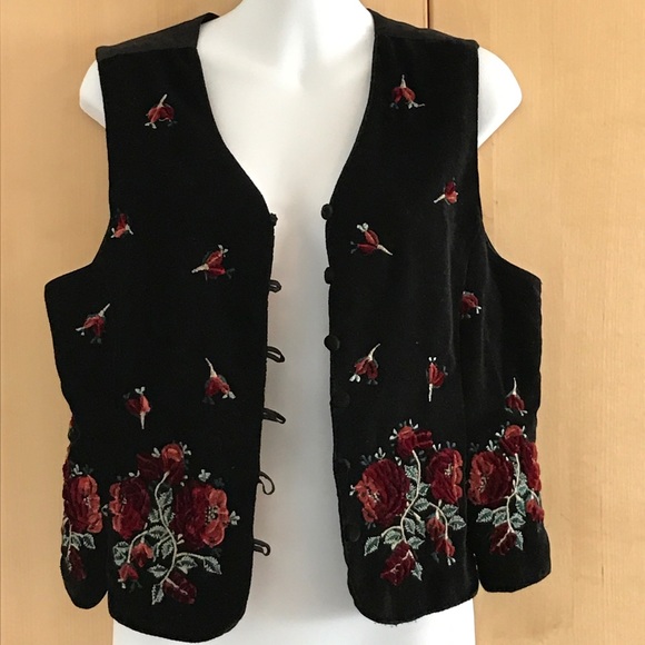 Jackets & Blazers - Pretty rose embroidered vest