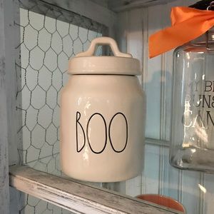 Canister