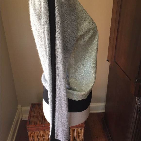 Collective Concepts Detailed Cozy Sweater - Picture 2 of 8