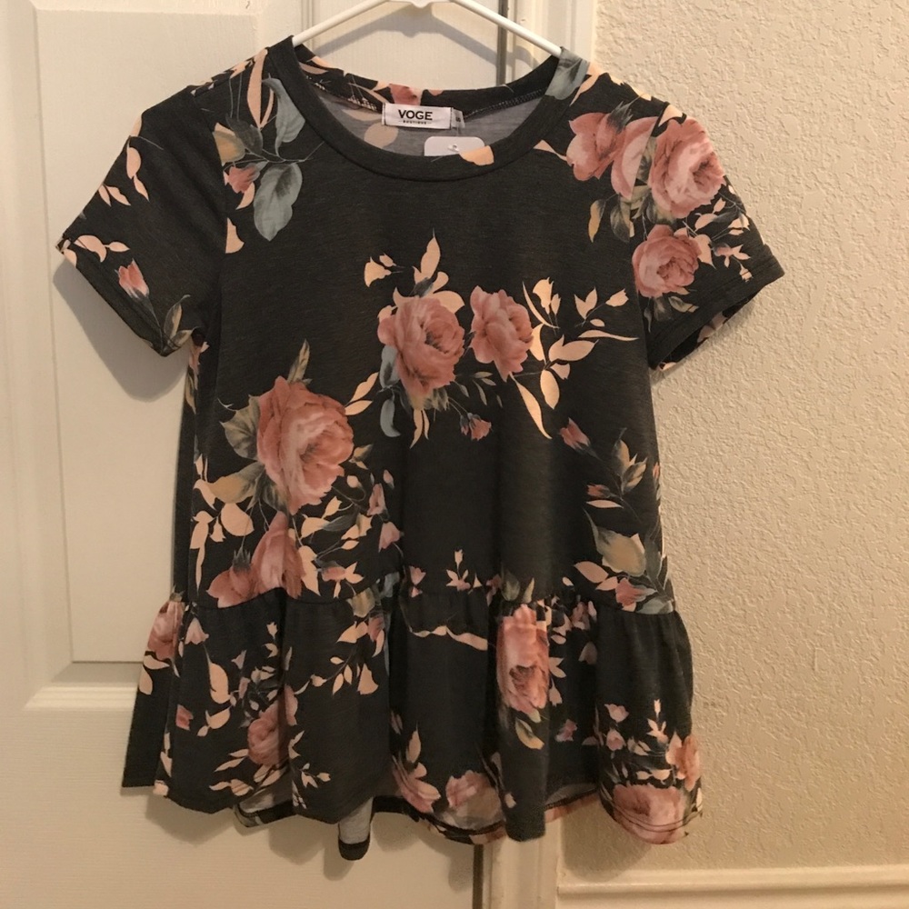 Flower Pop-lem Top