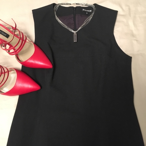 Sleeveless dress with matching overcoat, size 6 - Picture 2 of 5