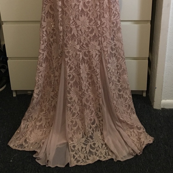 Long dress - Picture 4 of 4