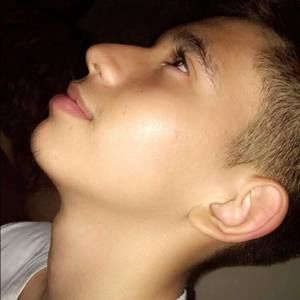 Meet your Posher, Nicholas