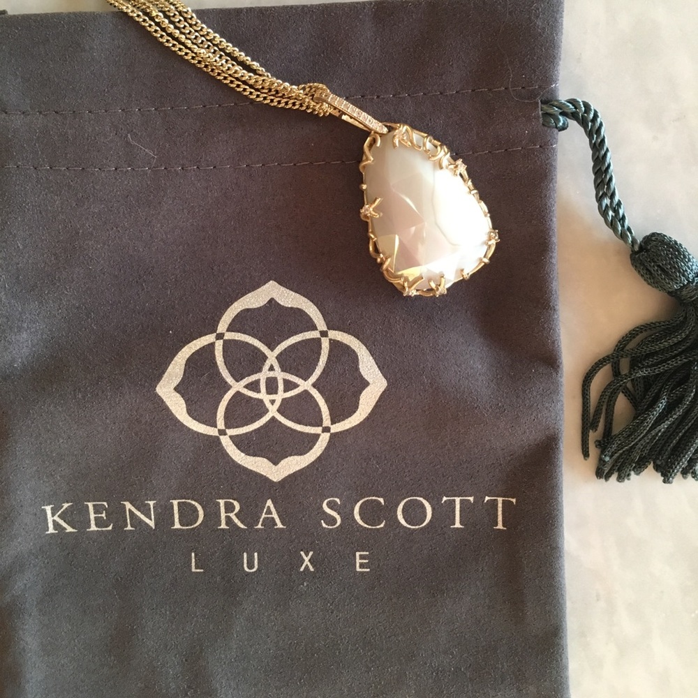 Kendra Scott LUXE pendant iridescent banded agate