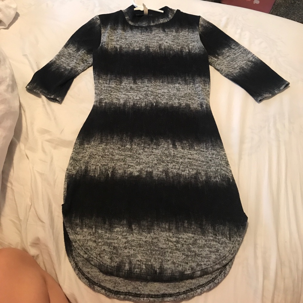 Cute mid sleeve sweater dress