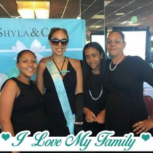 Meet your Posher, Wendy