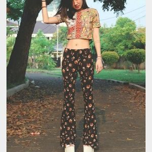 Stretchy floral bell bottom pants