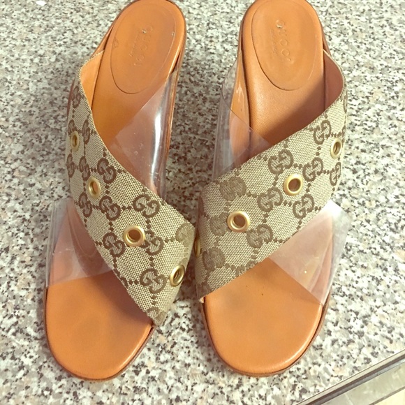 Gucci shoes - Picture 1 of 3