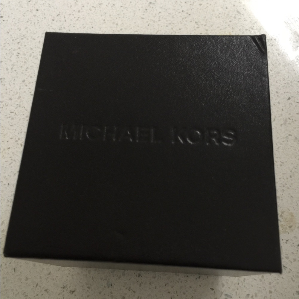 Michael Kors watch box
