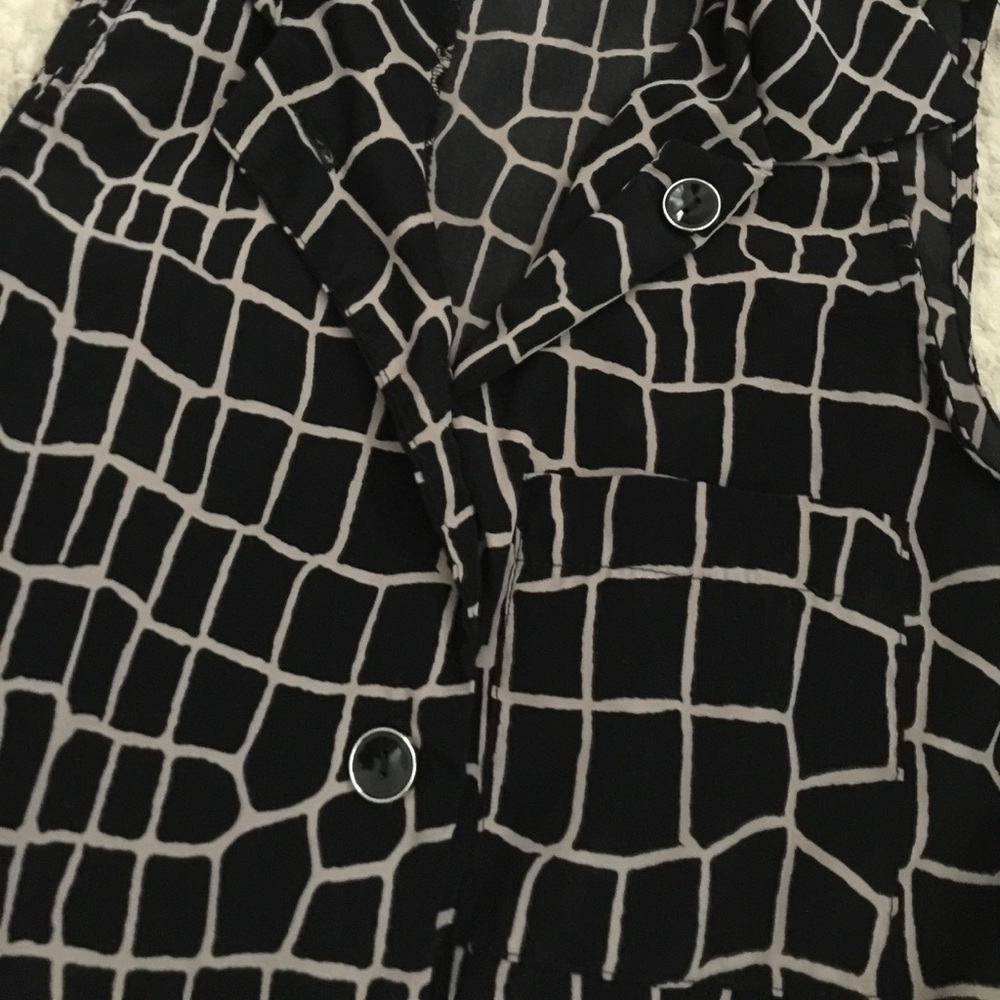 Silk button up - Picture 3 of 3