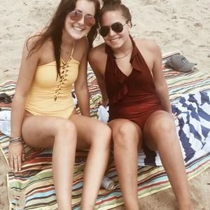 Meet your Posher, Kenidi