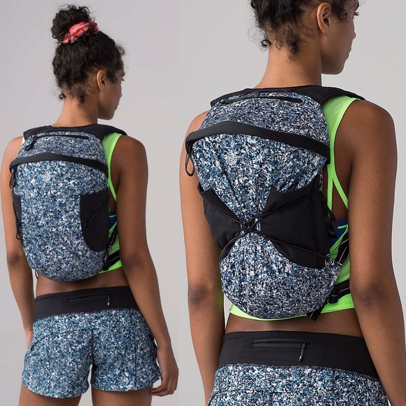 NWT Lululemon SeaWheeze Run All Day Backpack blue - Picture 3 of 8