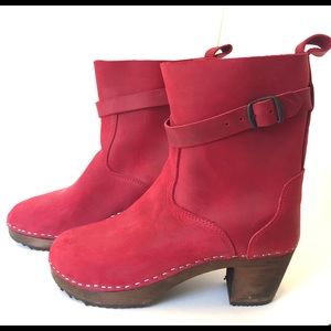 Women's Cape Clog Boots size 41 red leather