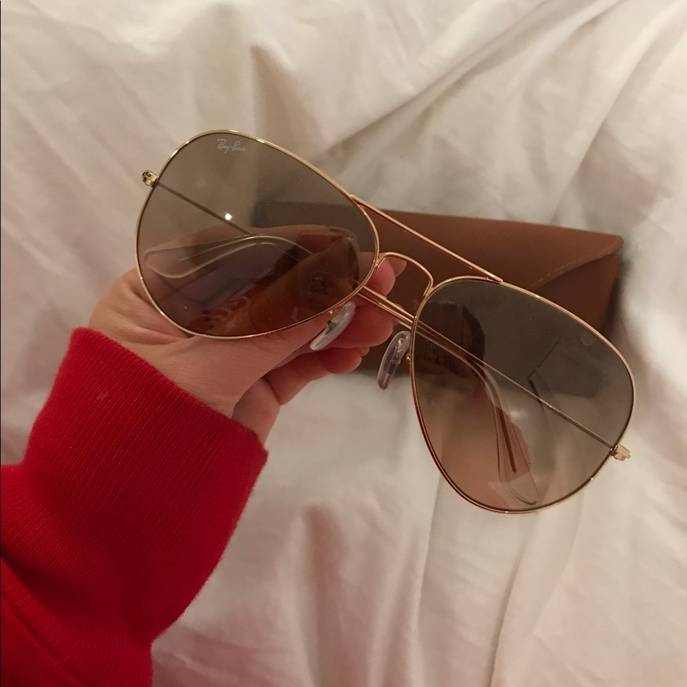 Ray-Ban Aviator Sunglasses
