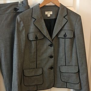 Suit set