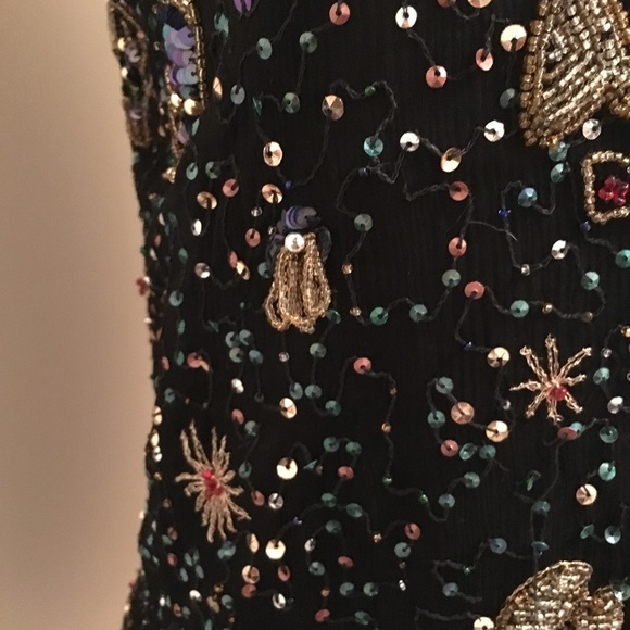 Stunning vintage tank top! See sizing info💖 - Picture 2 of 5