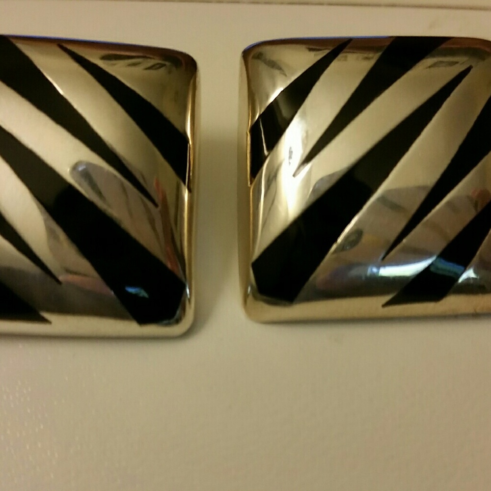 Sterling zebra pattern earrings