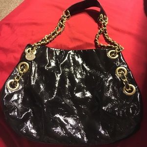 Lulu's purse