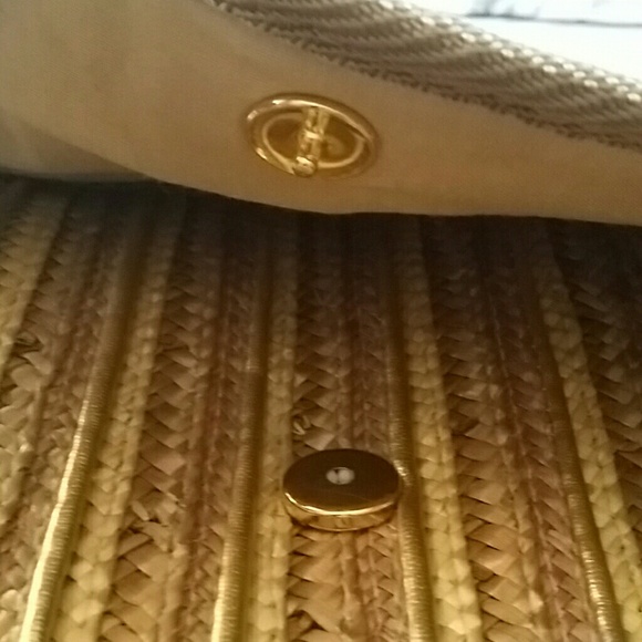 Straw Shoulder Bag - Picture 3 of 6