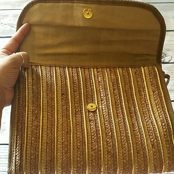 Straw Shoulder Bag - Picture 6 of 6
